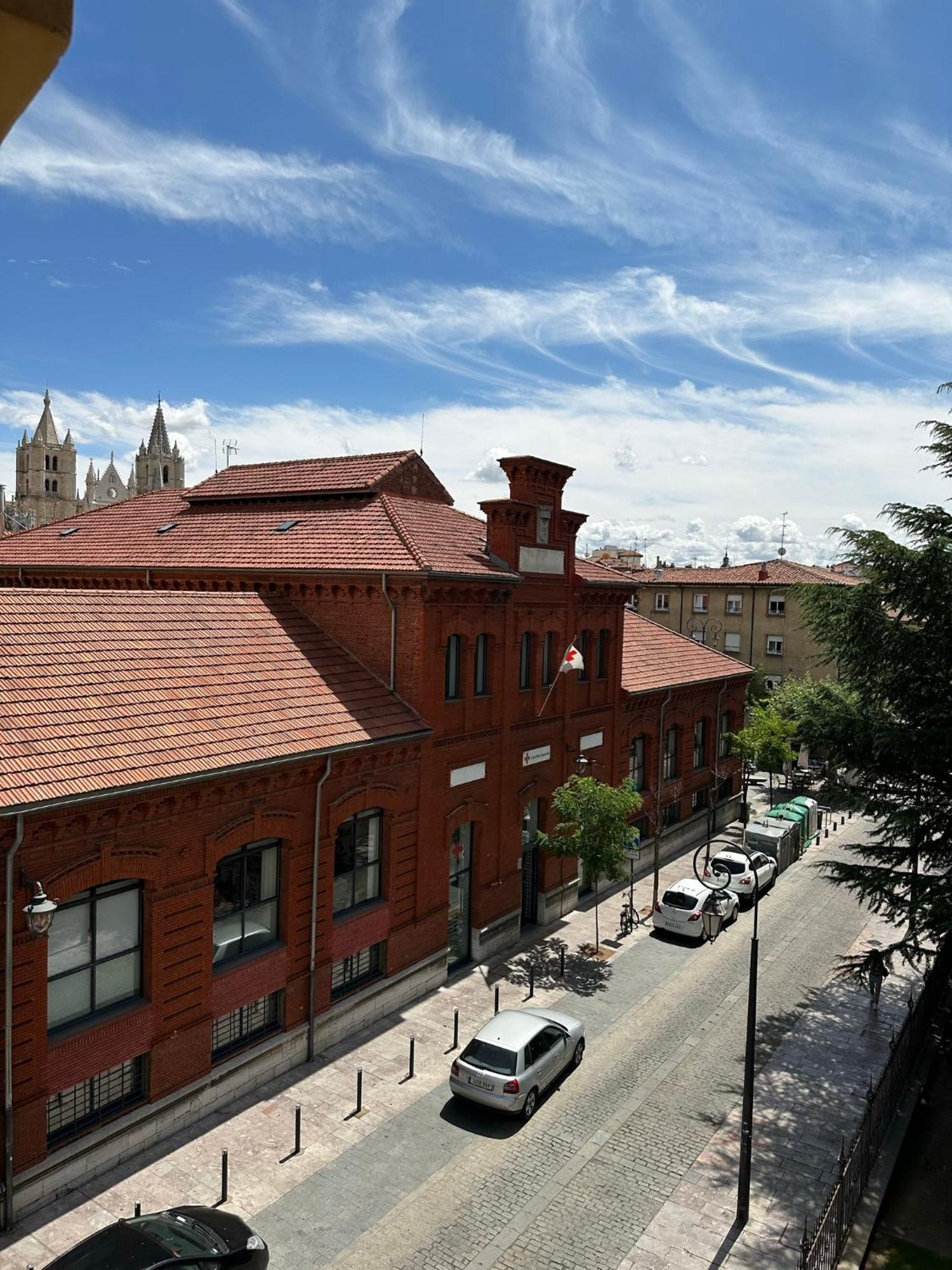Hostal Restaurante Boccalino Леон Экстерьер фото
