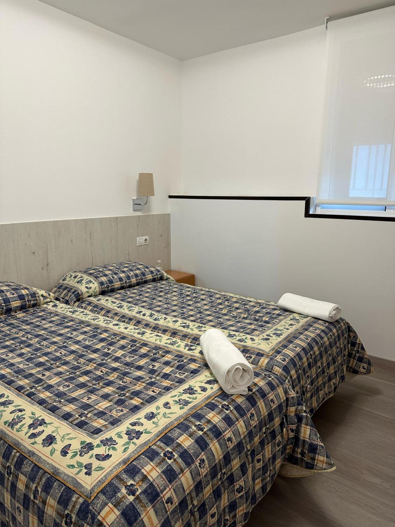 Hostal Restaurante Boccalino Леон Экстерьер фото